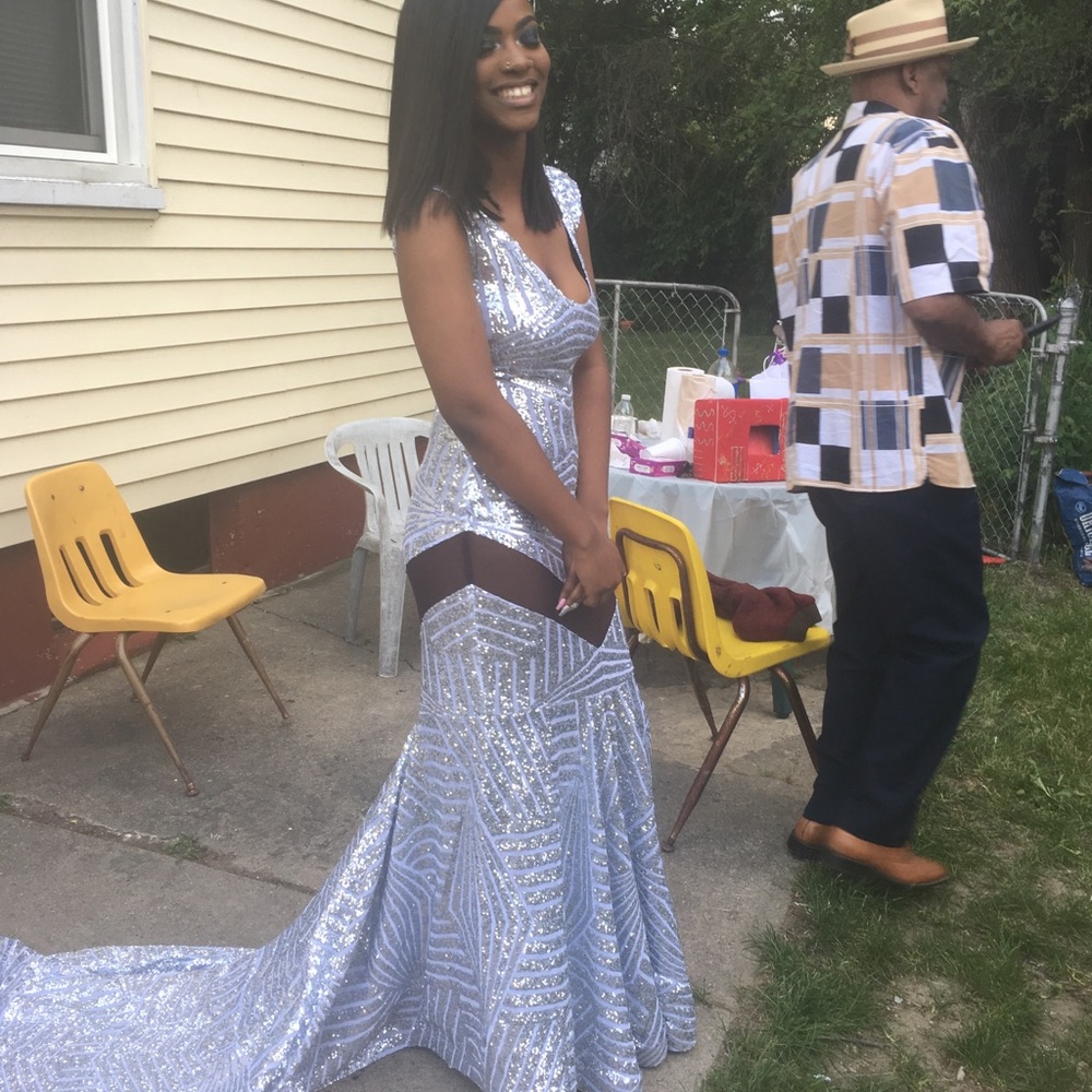 Prom dress- prom is coming up let’s make a deal